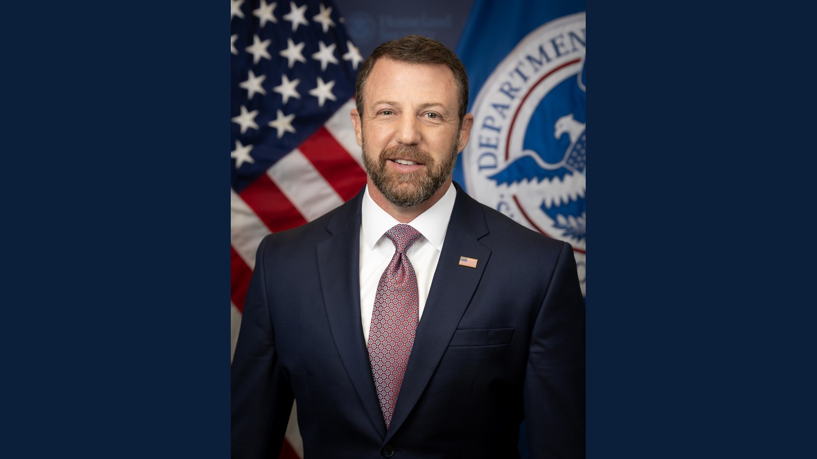 Official portrait of Homeland Security Secretary Markwayne Mullin